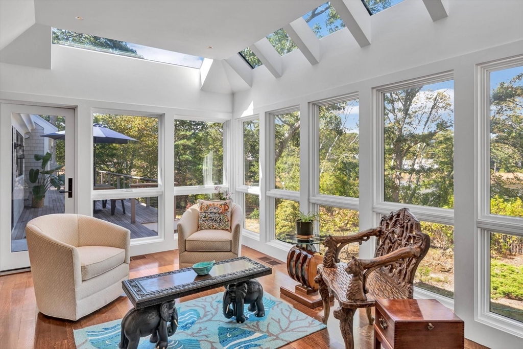 Barnstable, Massachusetts 02601, United States, 3 Bedrooms Bedrooms, ,6 BathroomsBathrooms,Residential,Pending,9595