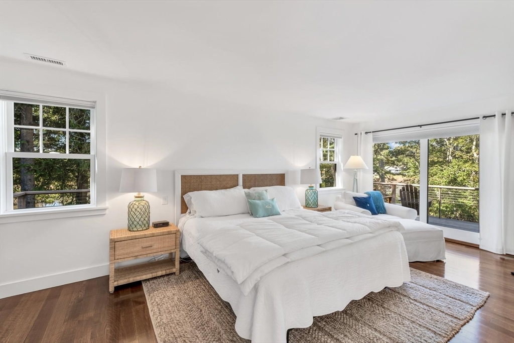 Barnstable, Massachusetts 02601, United States, 3 Bedrooms Bedrooms, ,6 BathroomsBathrooms,Residential,Pending,9595