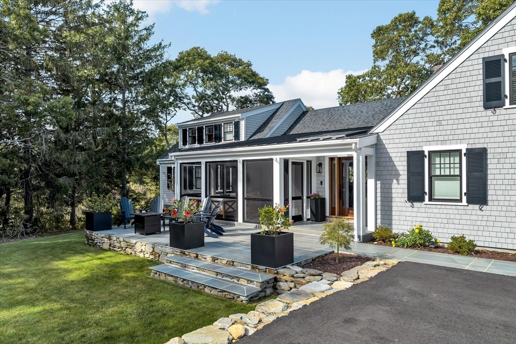 16 Walley Ct