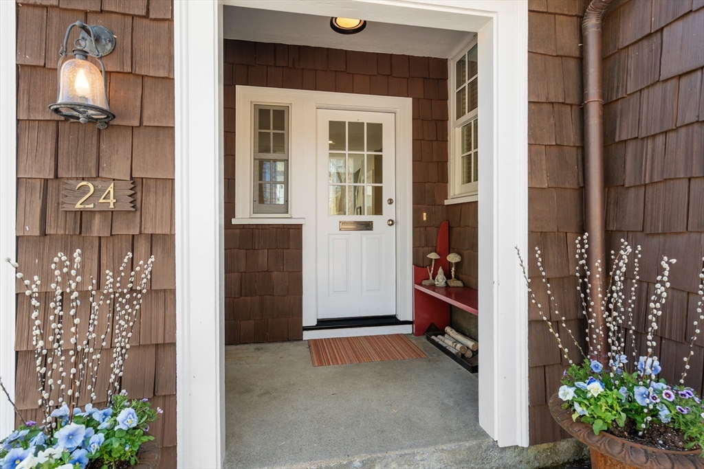 24 Coolidge Avenue