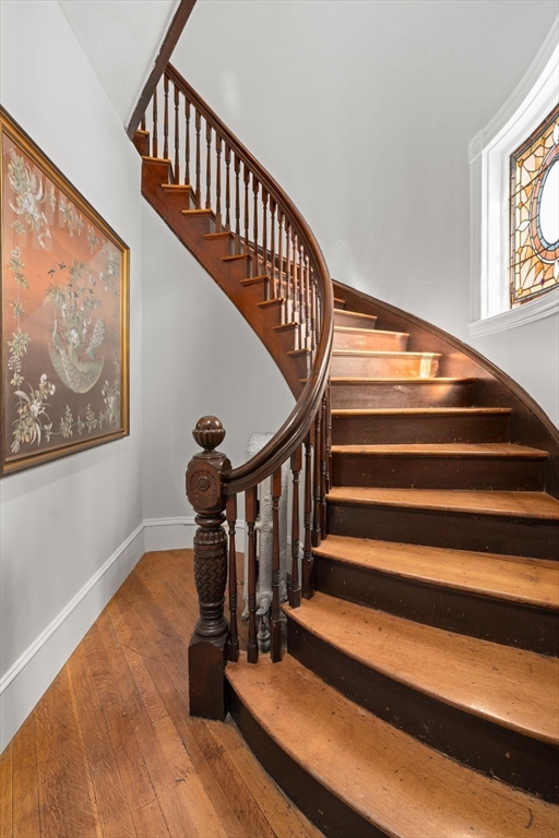 106 Grovers Ave 2