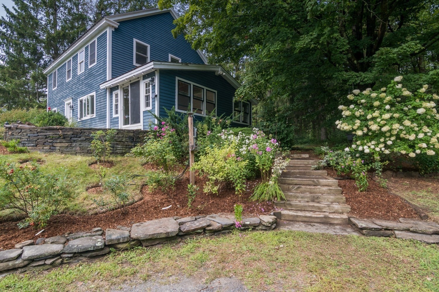 92 South St, Chesterfield, MA Photo #3