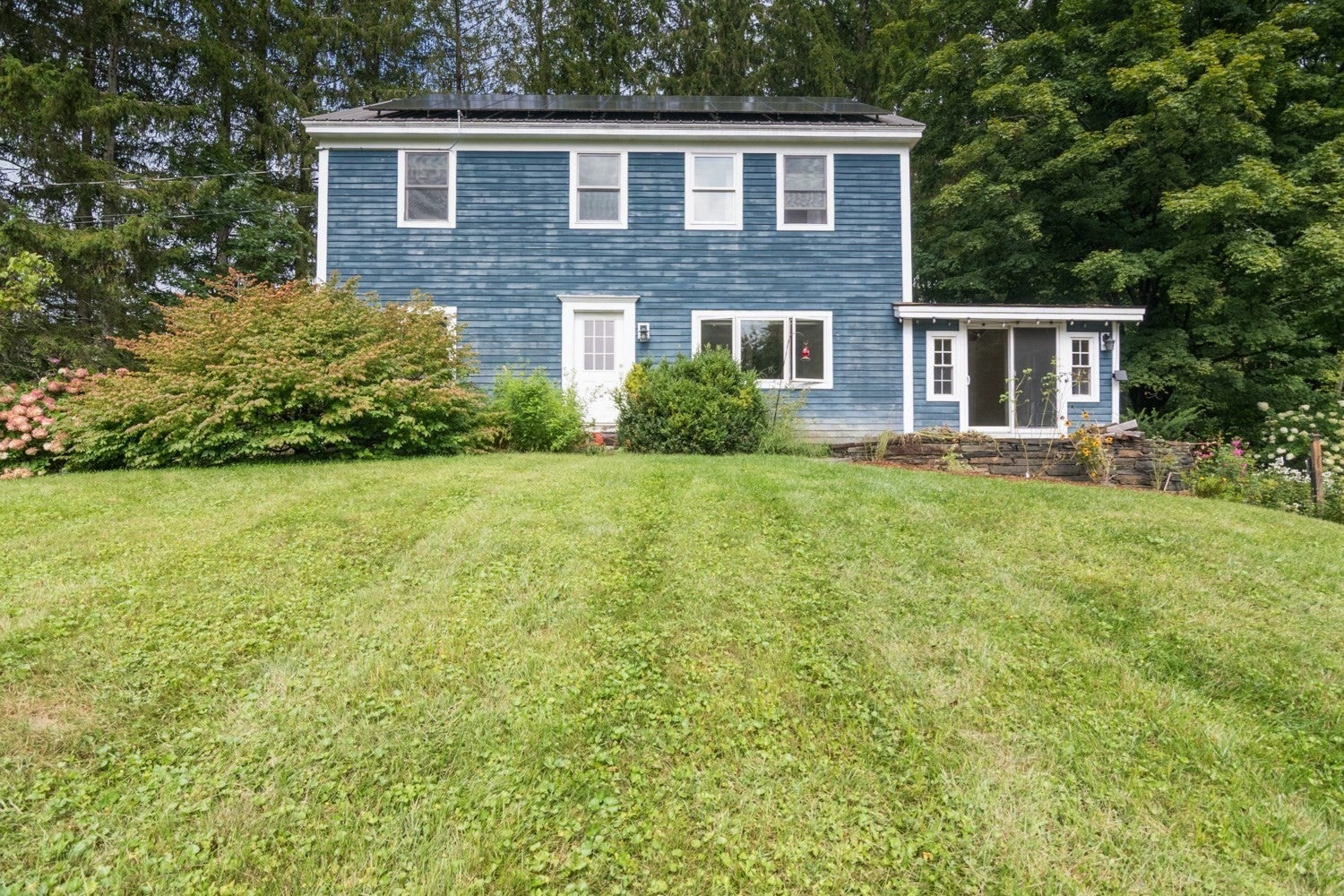 92 South St, Chesterfield, MA Photo #2