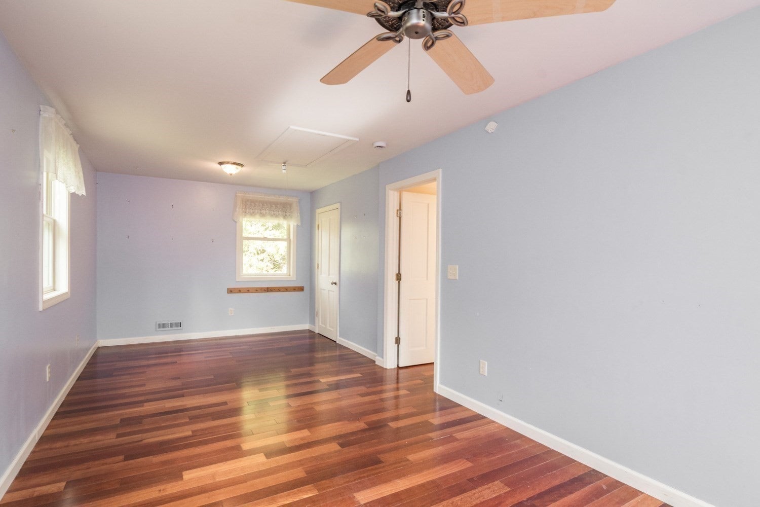 92 South St, Chesterfield, MA Photo #22