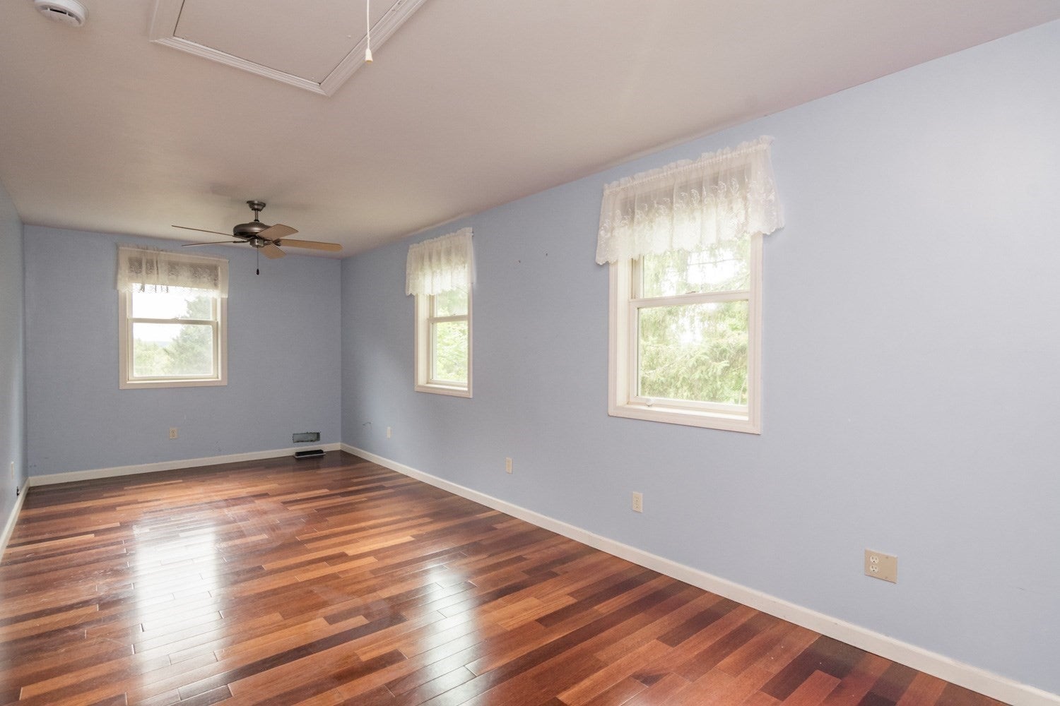 92 South St, Chesterfield, MA Photo #23