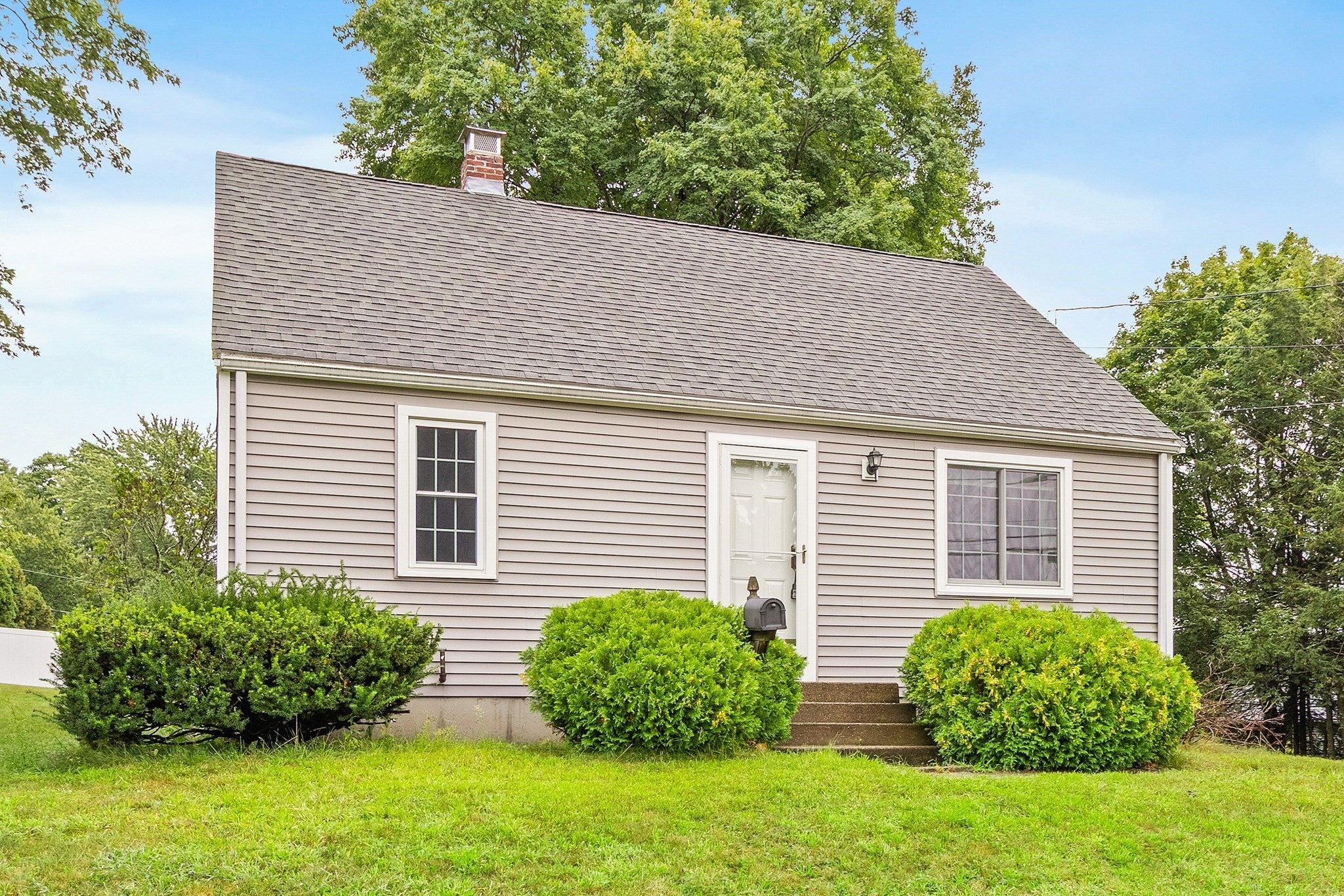 51 Ridge Rd, Marlborough, MA Photo #7