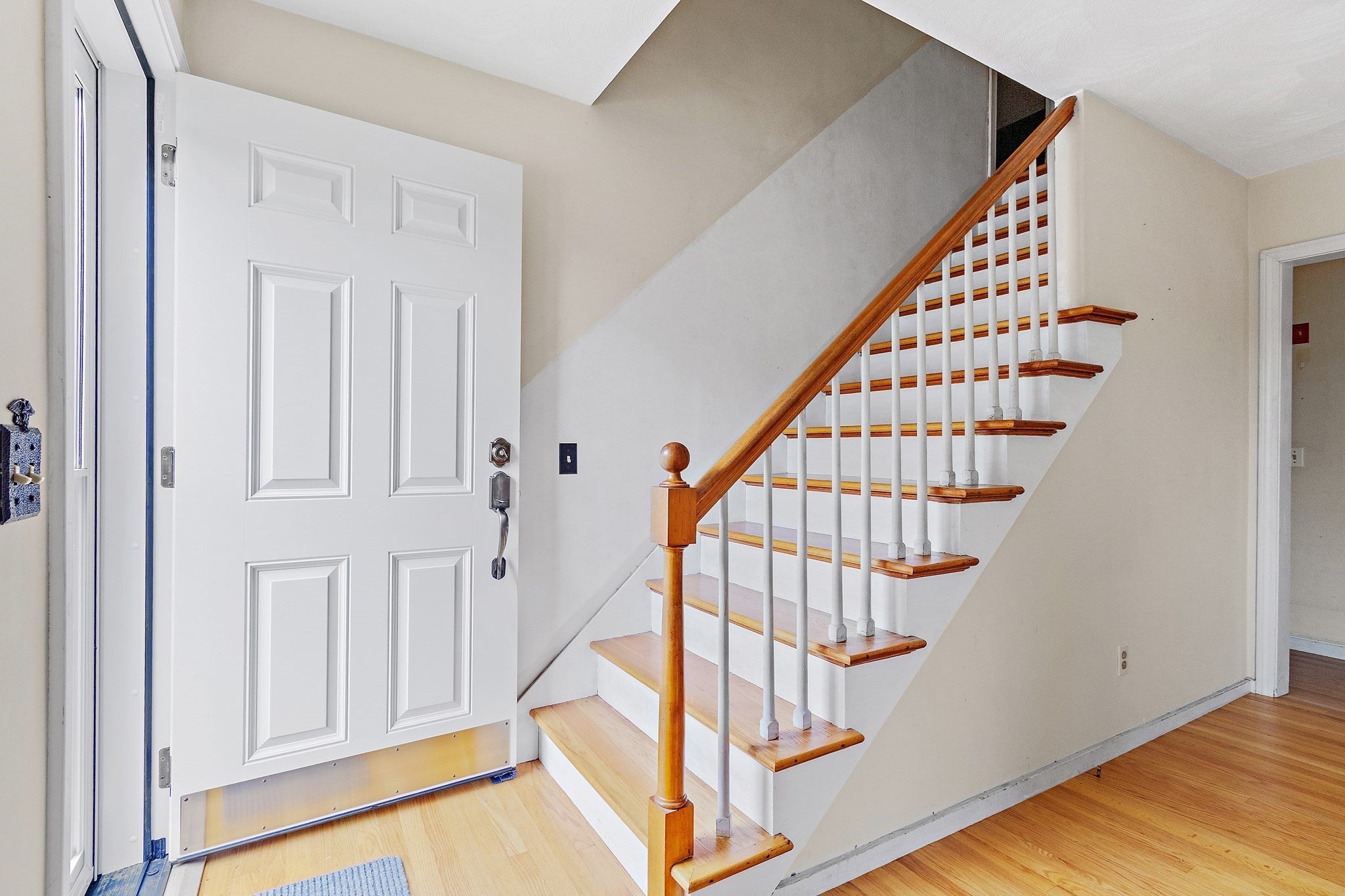 51 Ridge Rd, Marlborough, MA Photo #8