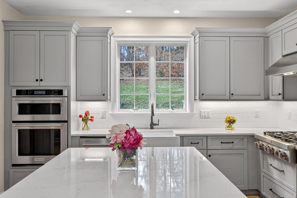 2 Jillson Way