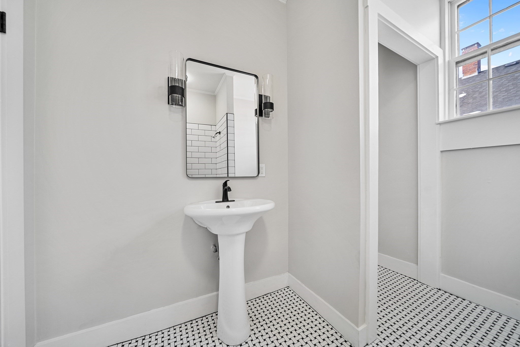 68 Pleasant St #2, Newburyport, MA, 68 Pleasant St #2, Newburyport, MA Photo #9