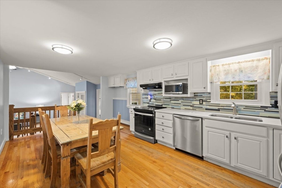 39 Farnum Rd, Pembroke, MA Photo #15