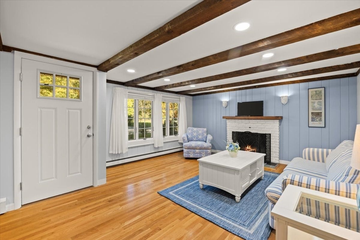 39 Farnum Rd, Pembroke, MA Photo #20