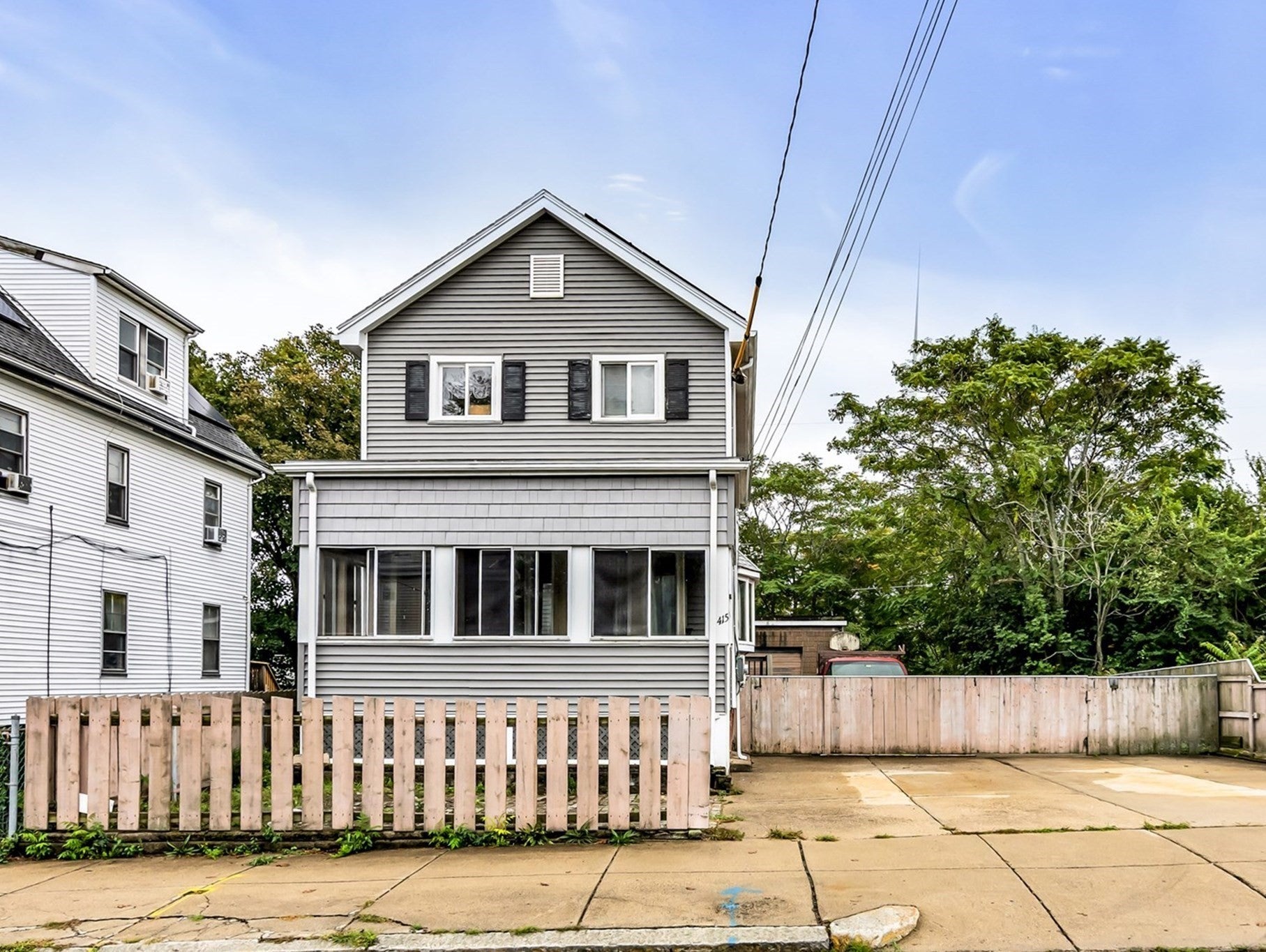 415 Crescent Ave.