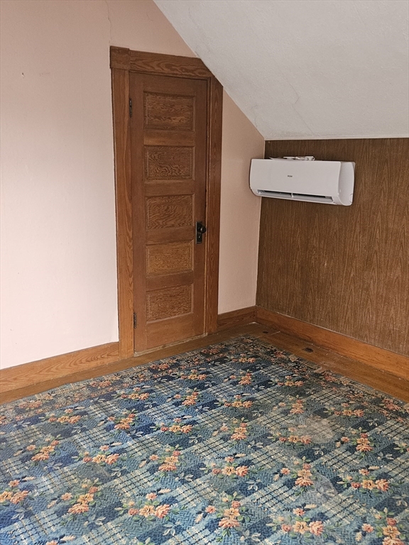 Lowell, Massachusetts 01852, United States, 5 Bedrooms Bedrooms, ,1 BathroomBathrooms,Residential,Active,237829