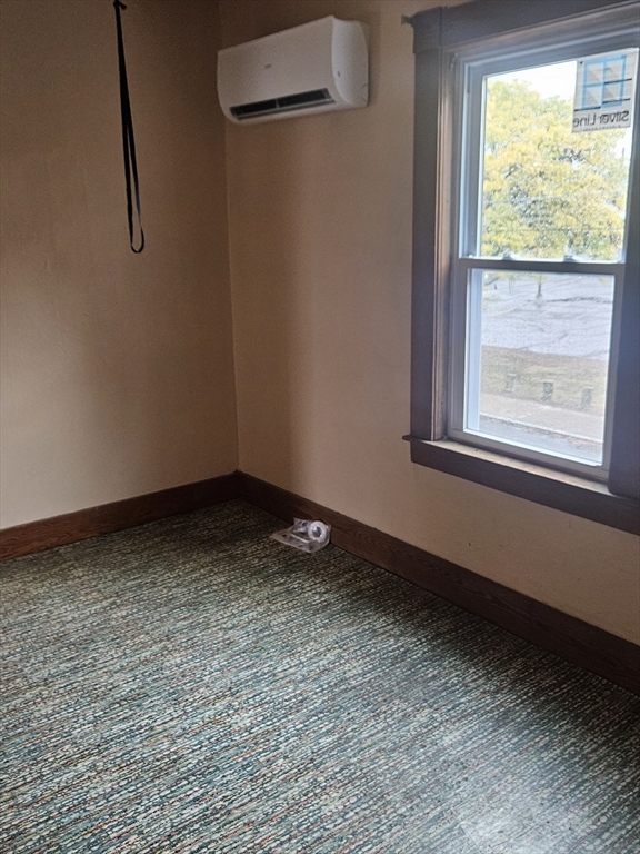 Lowell, Massachusetts 01852, United States, 5 Bedrooms Bedrooms, ,1 BathroomBathrooms,Residential,Active,237829