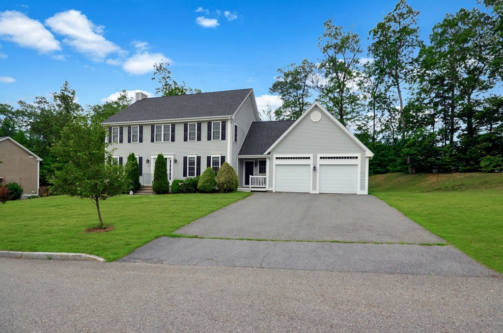 8 Autumn Gate Cir