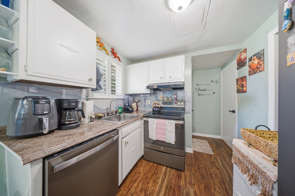 18 Wilson Dr 18