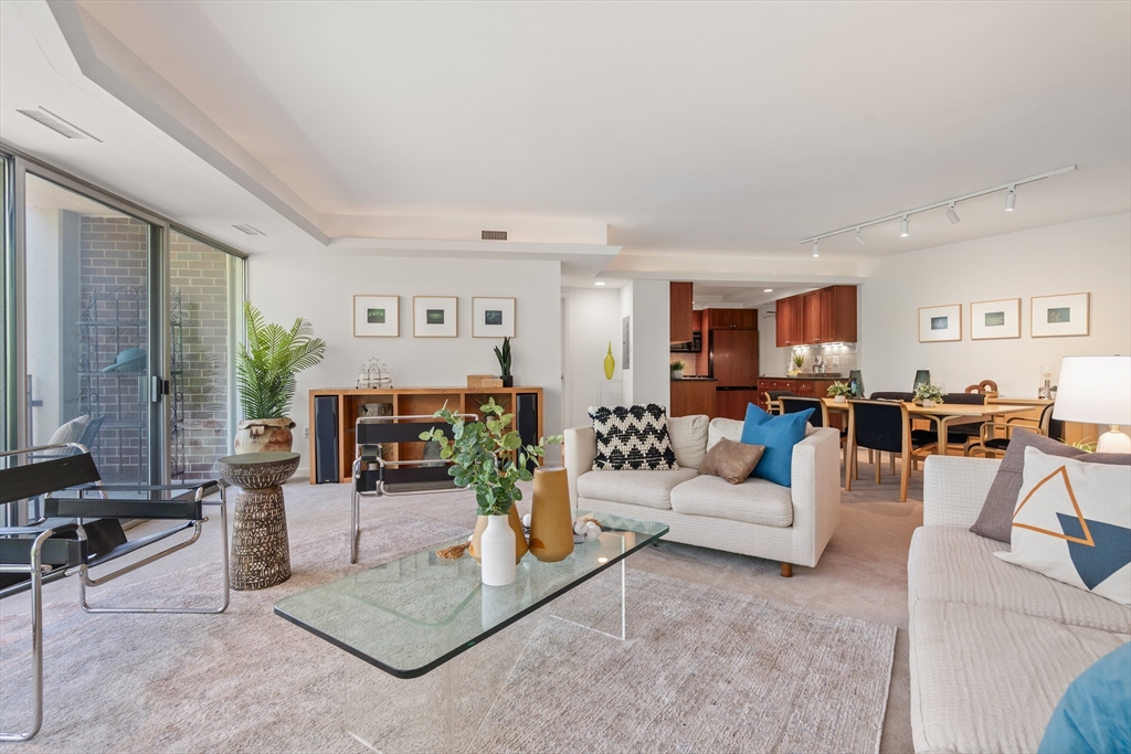 1010 Memorial Drive 3F