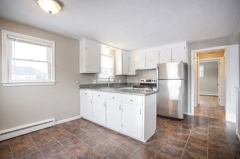 27 Campbell Dr Agawam MA 01001