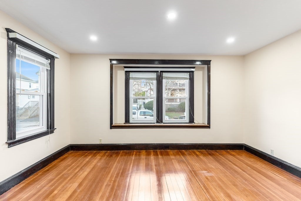 126 Glendale Rd #1, Quincy, MA, 126 Glendale Rd #1, Quincy, MA Photo #3