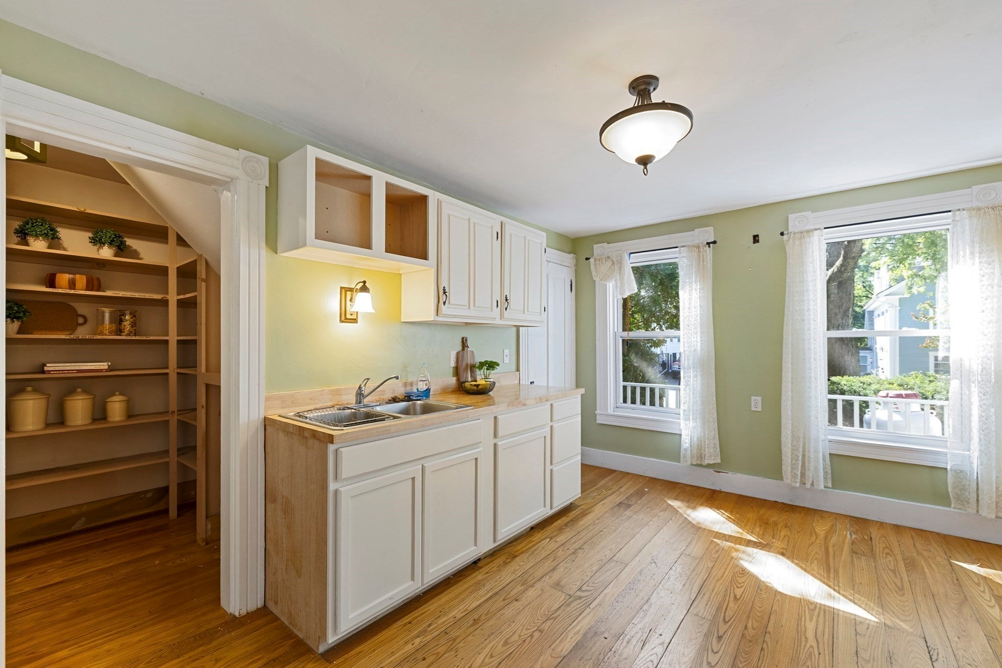 10 Spring St, North Brookfield, MA Photo #14