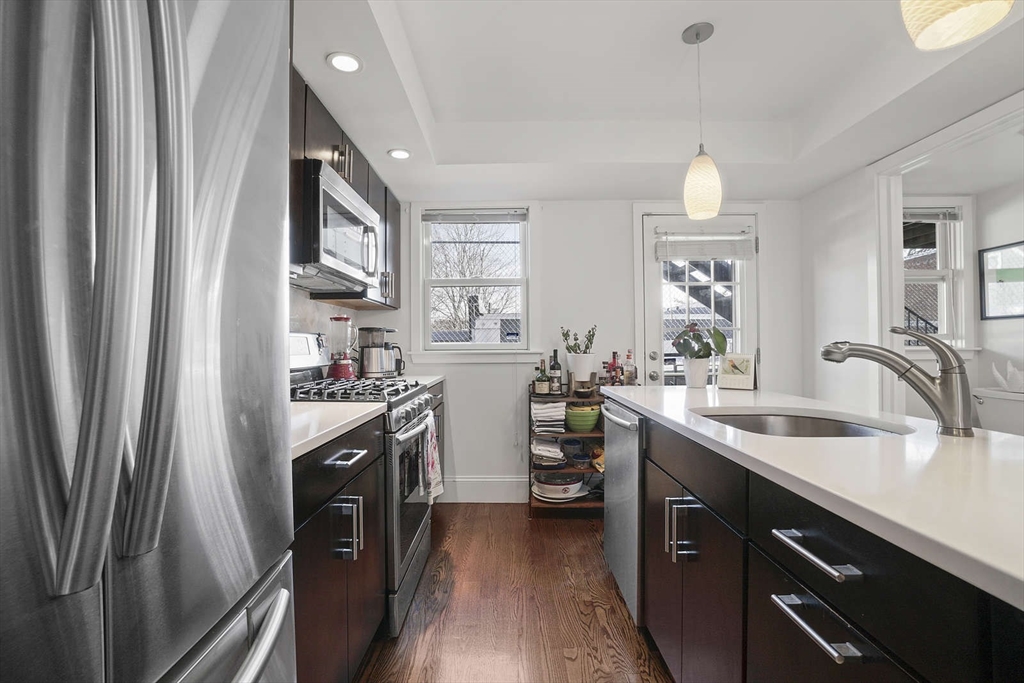 208-210 West 7th Street 2L