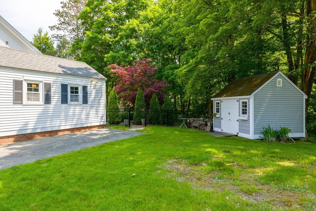 60 Brookfield Rd