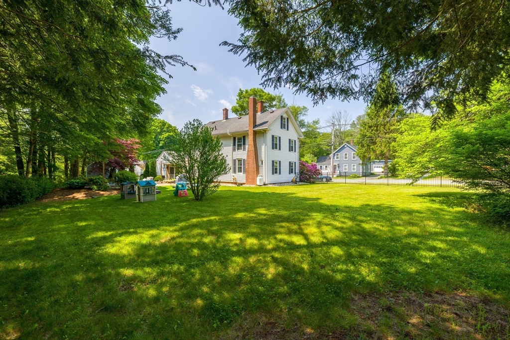 60 Brookfield Rd