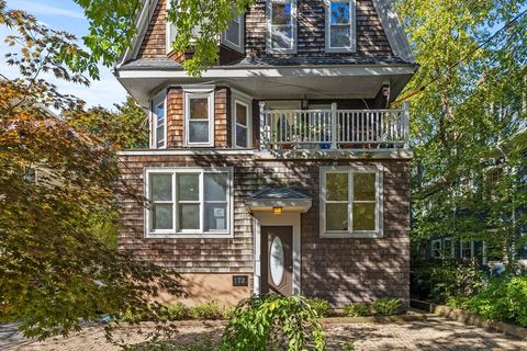 Photo of 172 Lexington Ave #1, Cambridge, MA 02138 (MLS # 73439817)