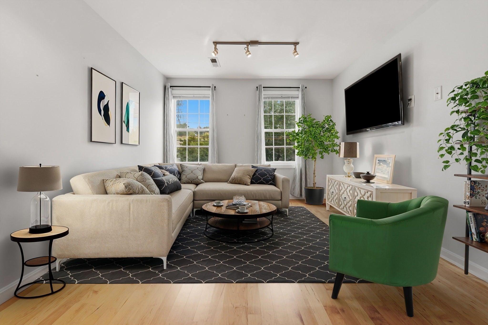 23 South Main St 5