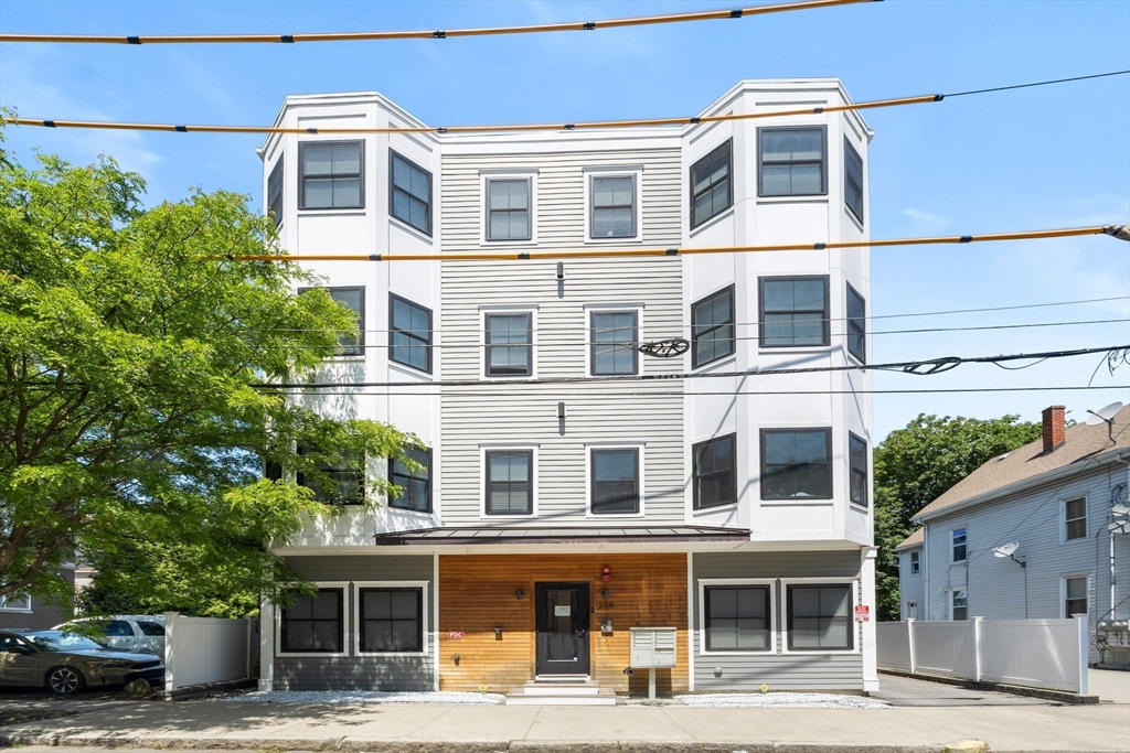 208 Spencer Avenue 3