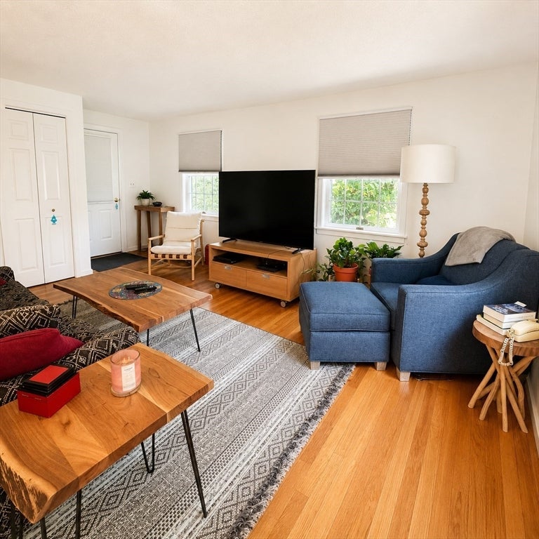 62 Laurel St #B, Greenfield, MA Photo #8