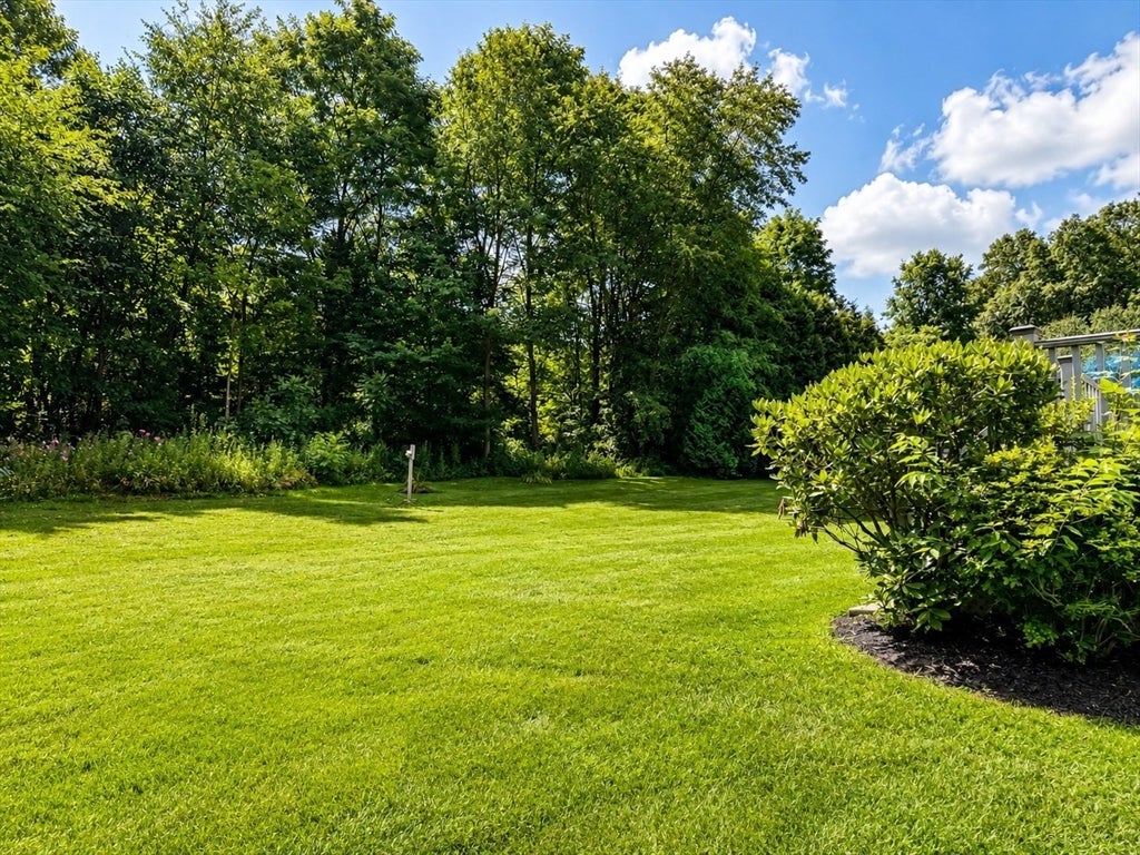 62 Laurel St #B, Greenfield, MA Photo #4