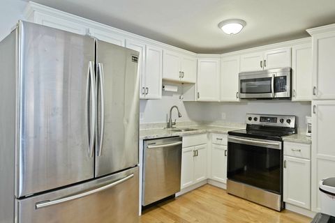 165-R Chestnut St 2 Foxboro MA 02035