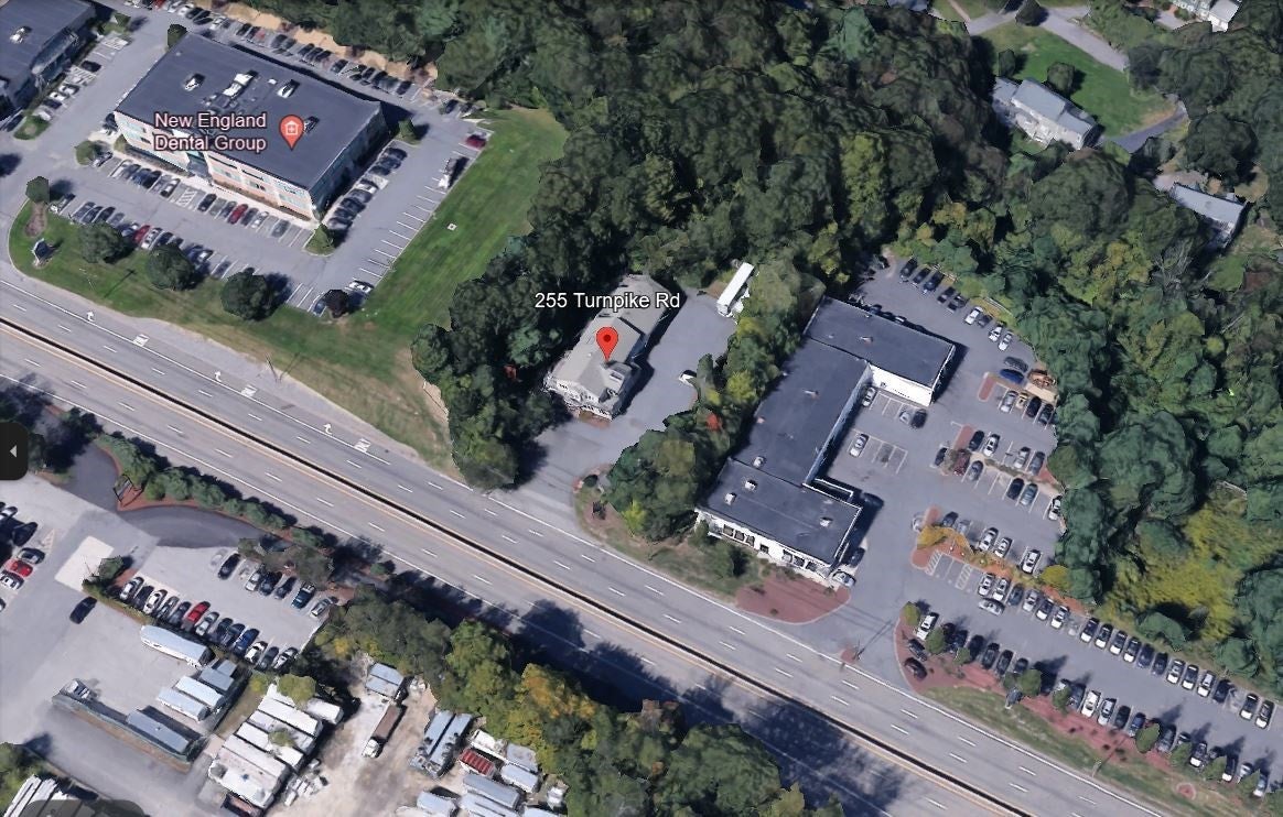 255 Turnpike Rd
