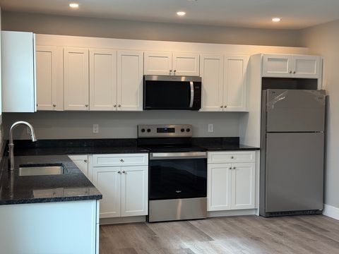 251 Sladen Street 207 Dracut MA 01826