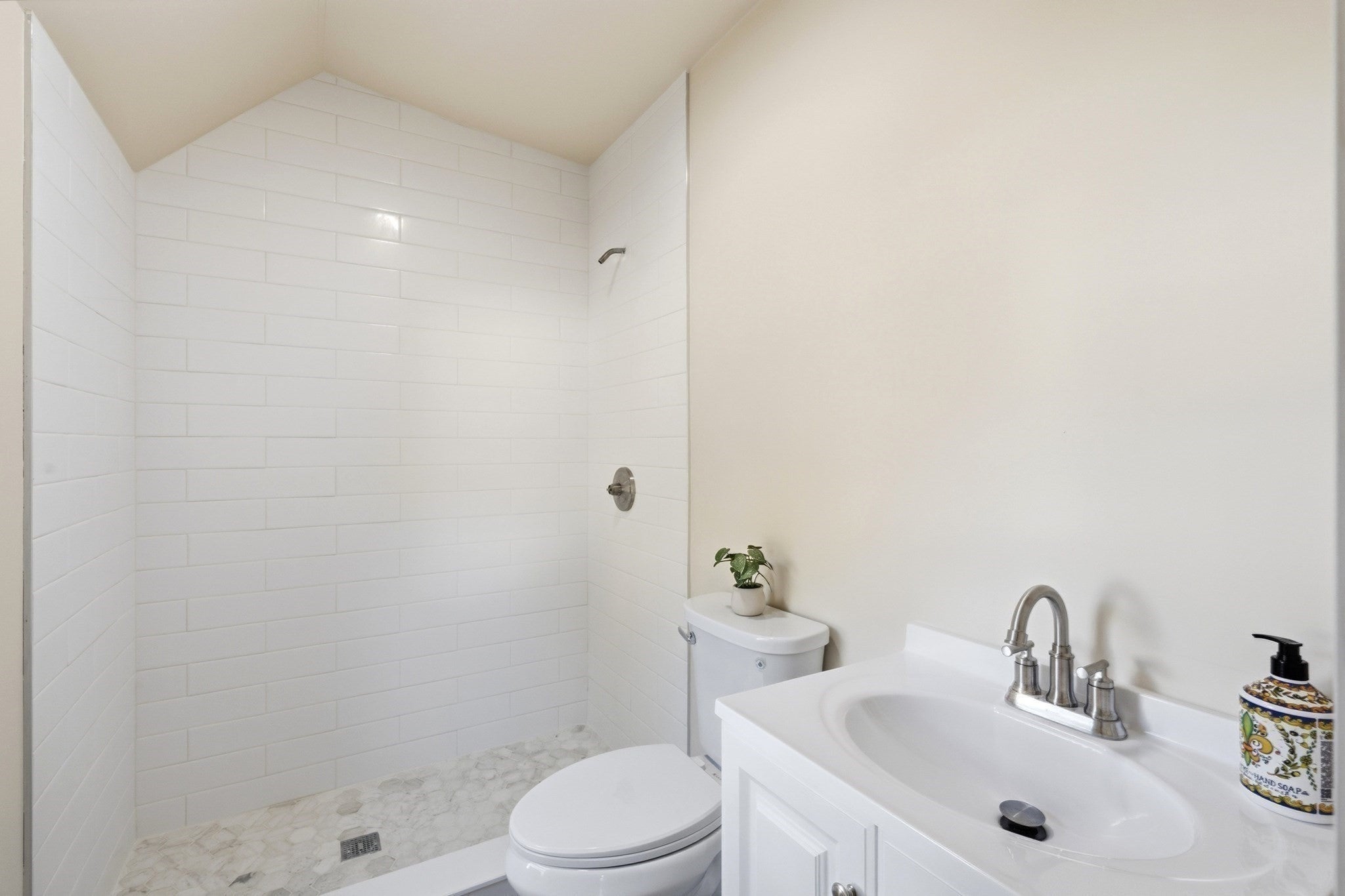 23 Montague St, Worcester, MA, 23 Montague St, Worcester, MA Photo #25
