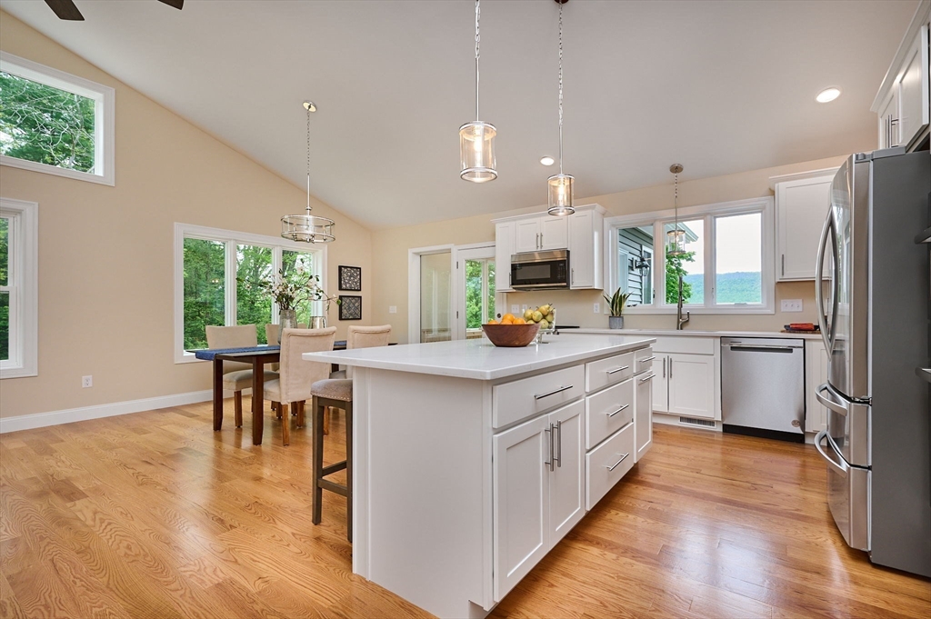 41 Westview Ter