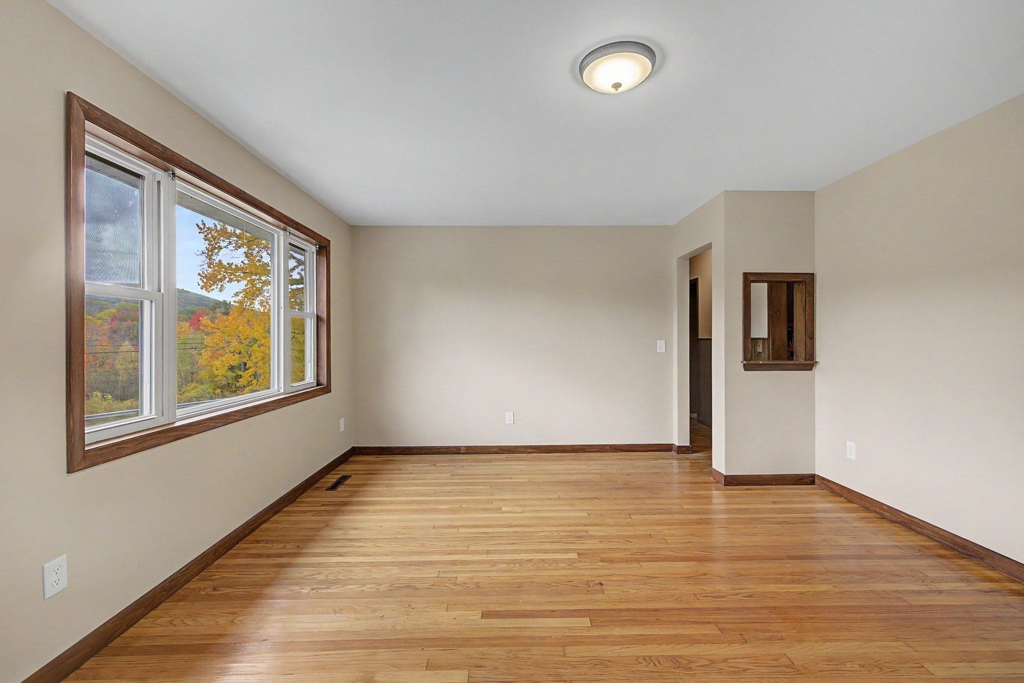 286 Granville Rd