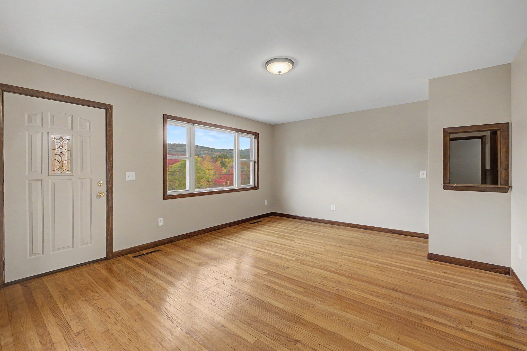 286 Granville Rd
