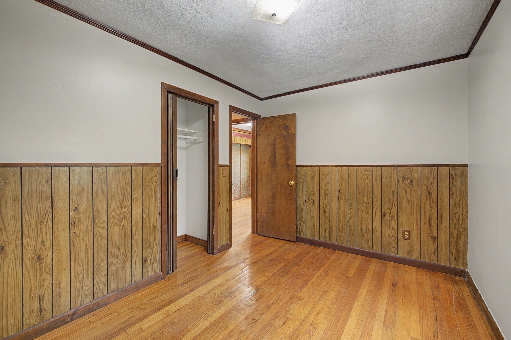 286 Granville Rd, Southwick, MA Photo #13