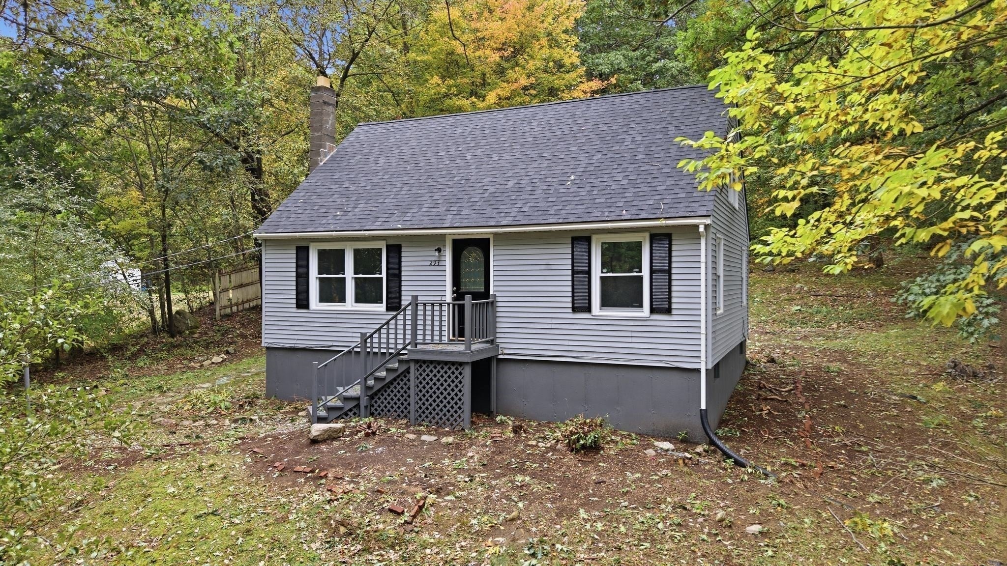 Photo of 293 Mill St, Gardner, MA