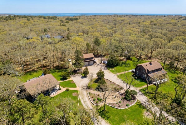 7 PIPN CIR, EDGARTOWN, MA 02539 - Image a86953b167478d28720a9b46ec7bcf5b/1314549680