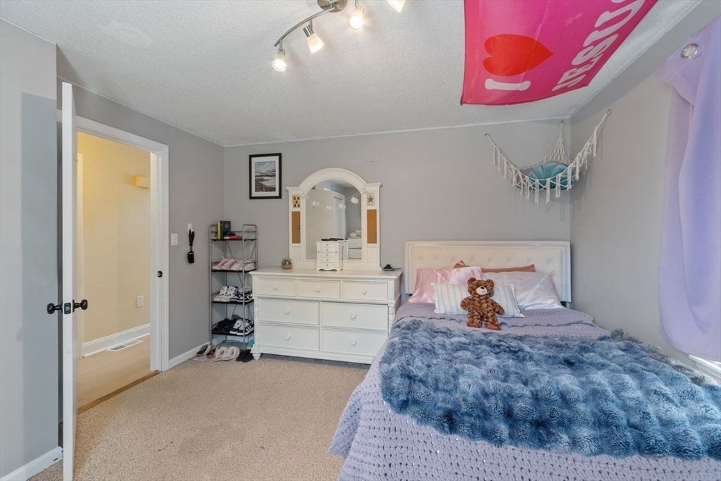 77 Merrimack Meadows Ln #77, Tewksbury, MA, 77 Merrimack Meadows Ln #77, Tewksbury, MA Photo #27
