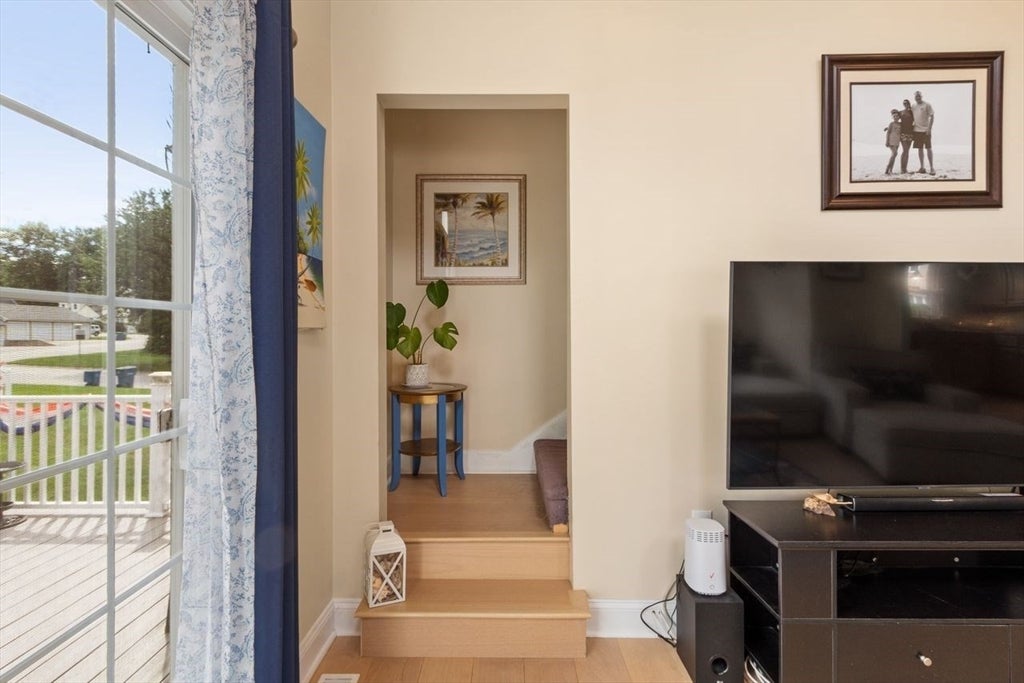 77 Merrimack Meadows Ln #77, Tewksbury, MA, 77 Merrimack Meadows Ln #77, Tewksbury, MA Photo #19