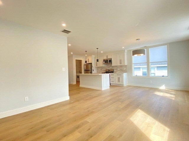92 Walnut Street #2, Watertown, MA Photo #3