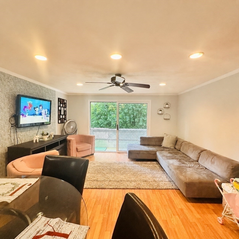520 High St 7