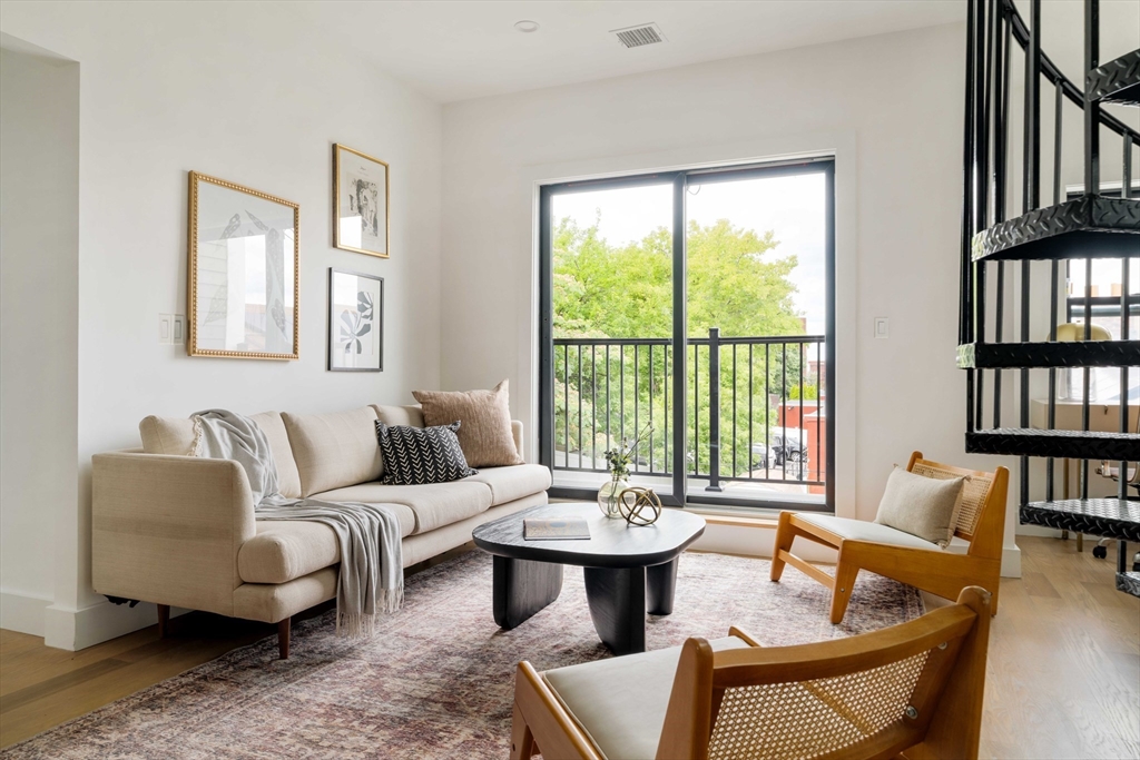 95 Addison Street PH7
