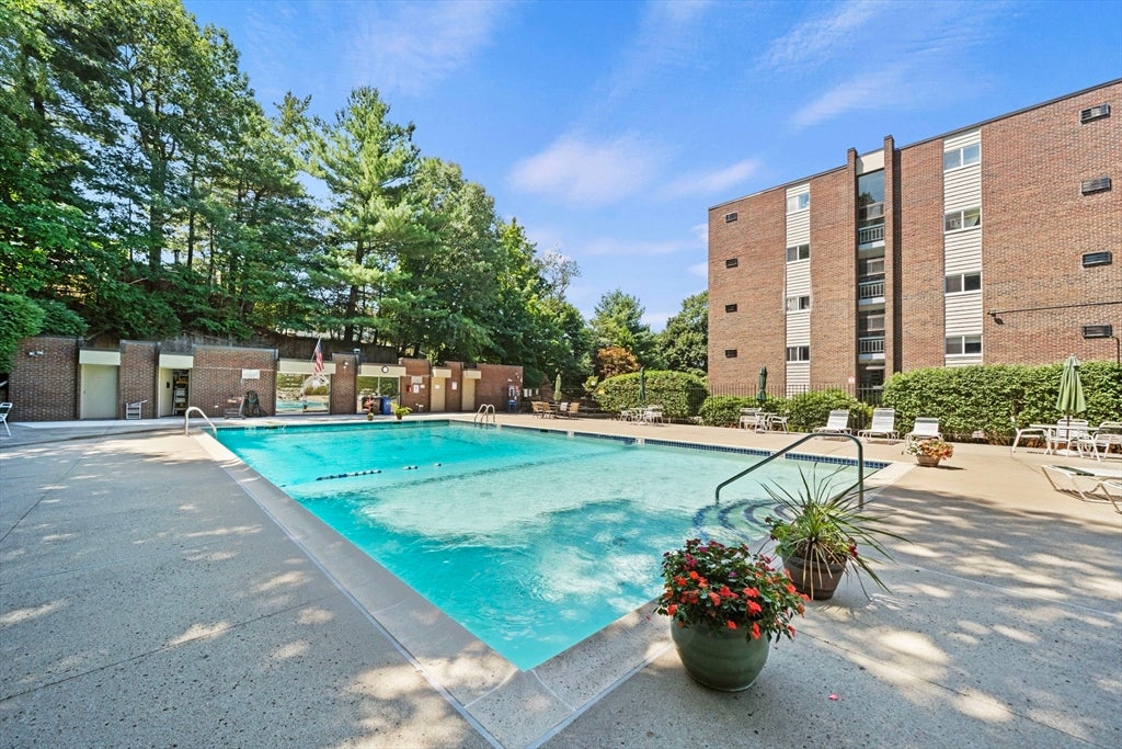 64 Main ST #28B, Stoneham, MA Photo #29