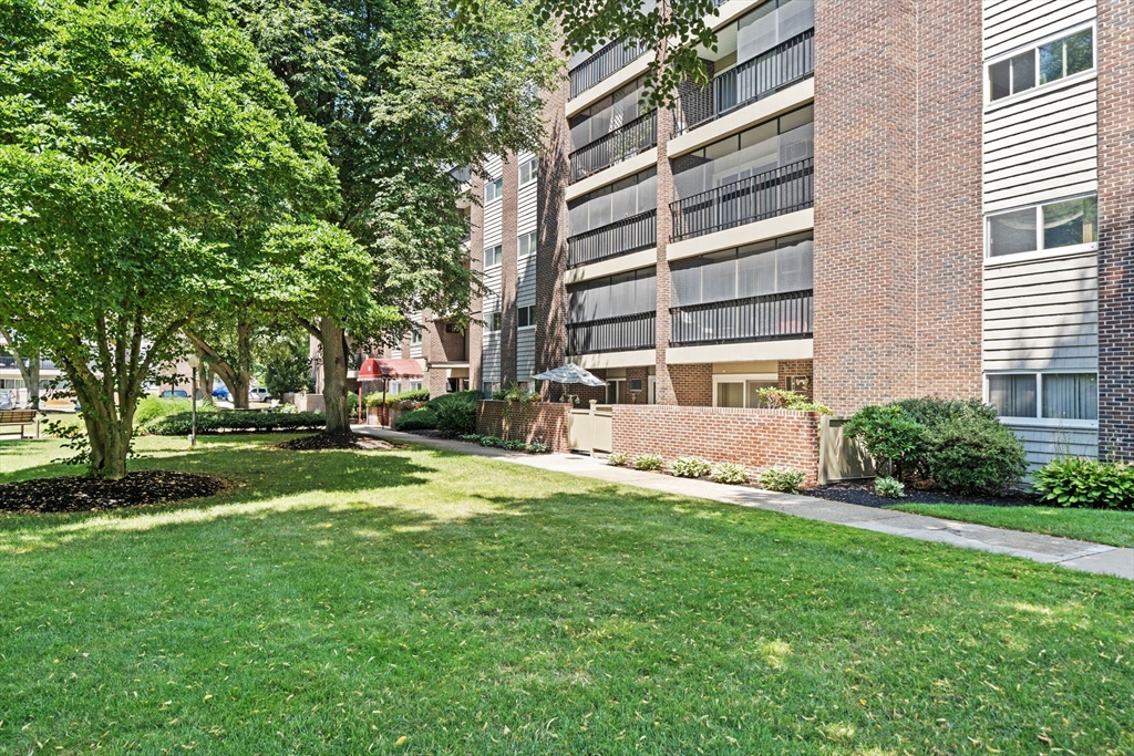 64 Main ST #28B, Stoneham, MA Photo #3