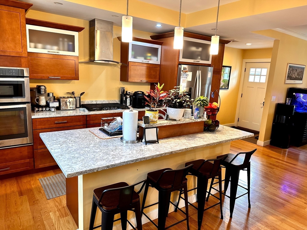 8 Sylvan St A